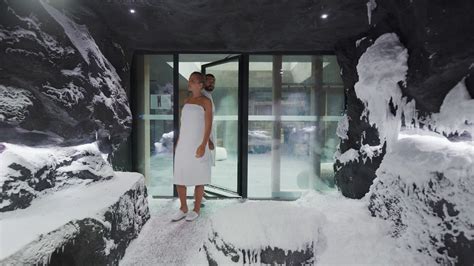 Review: Snow Spa .